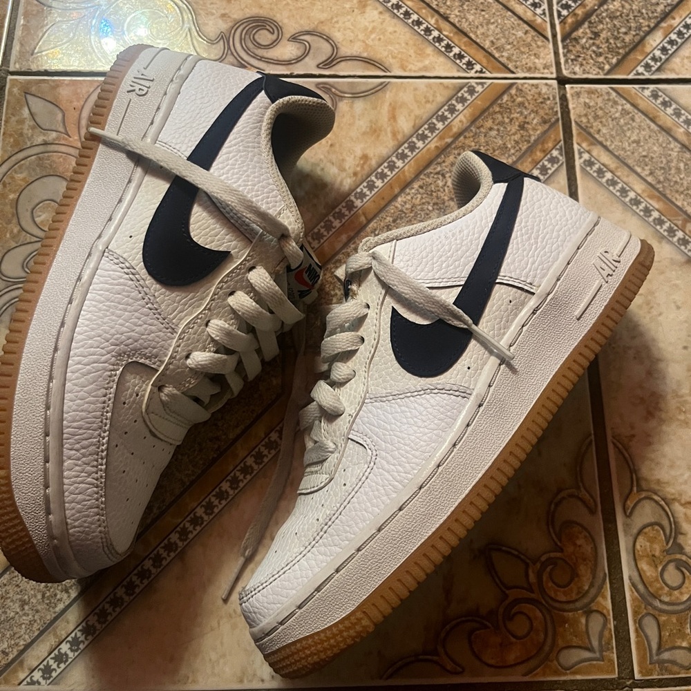 Nike AF1s - Picture 2 of 6